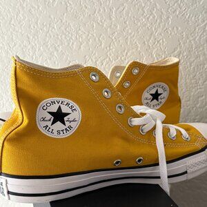Converse Chuck Taylor All Star High Tops - Gold Dart - Men's 10 / Women's 12